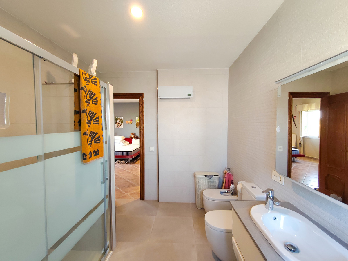 5 Bed Townhouse for sale in Ciudad Quesada Costa Blanca, Alicante, Spain