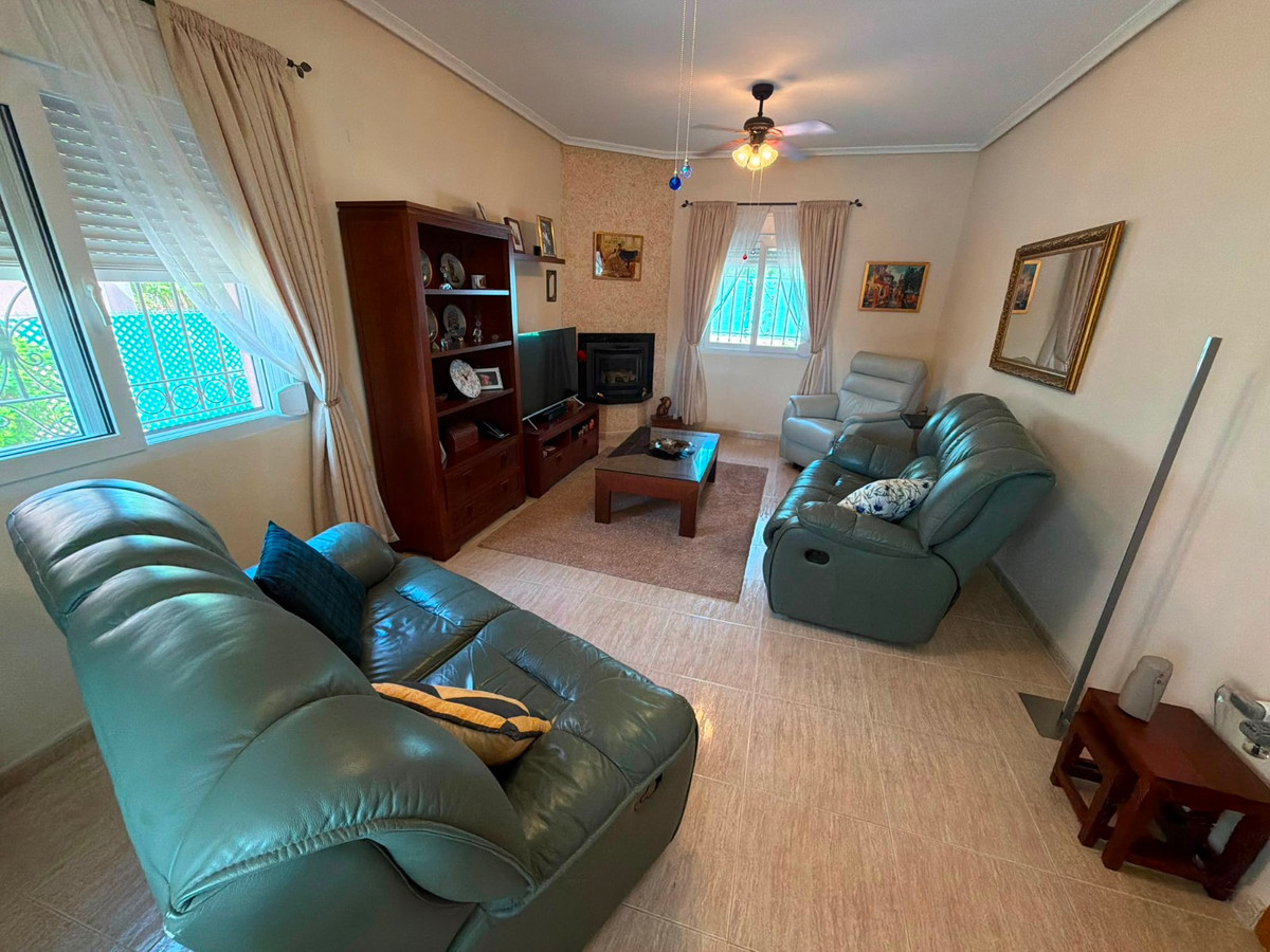 Se vende Villa - Chalet de 3 dormitorios en Costa Blanca, Alicante, España