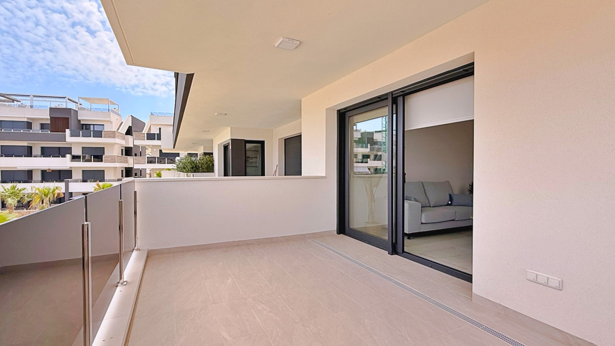 Se vende Apartamento Planta Media de 2 dormitorios en Costa Blanca, Alicante, España