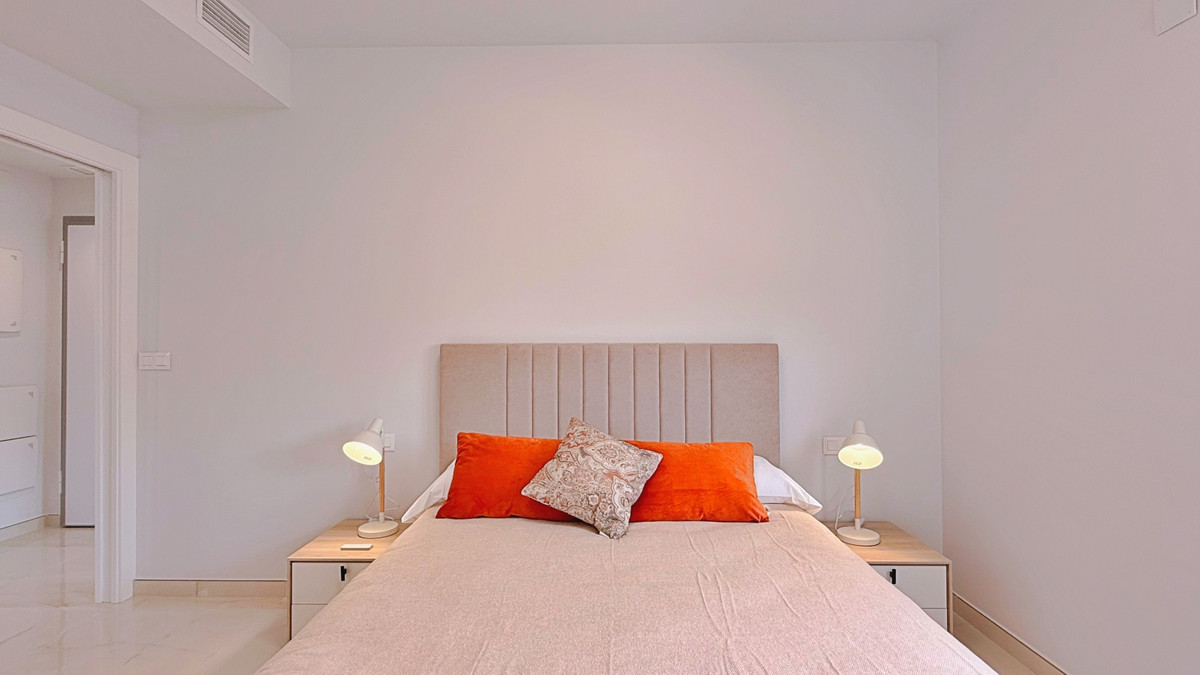 Se vende Apartamento Planta Media de 2 dormitorios en Costa Blanca, Alicante, España