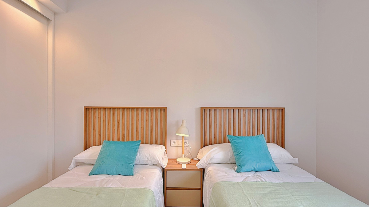 Se vende Apartamento Planta Media de 2 dormitorios en Costa Blanca, Alicante, España