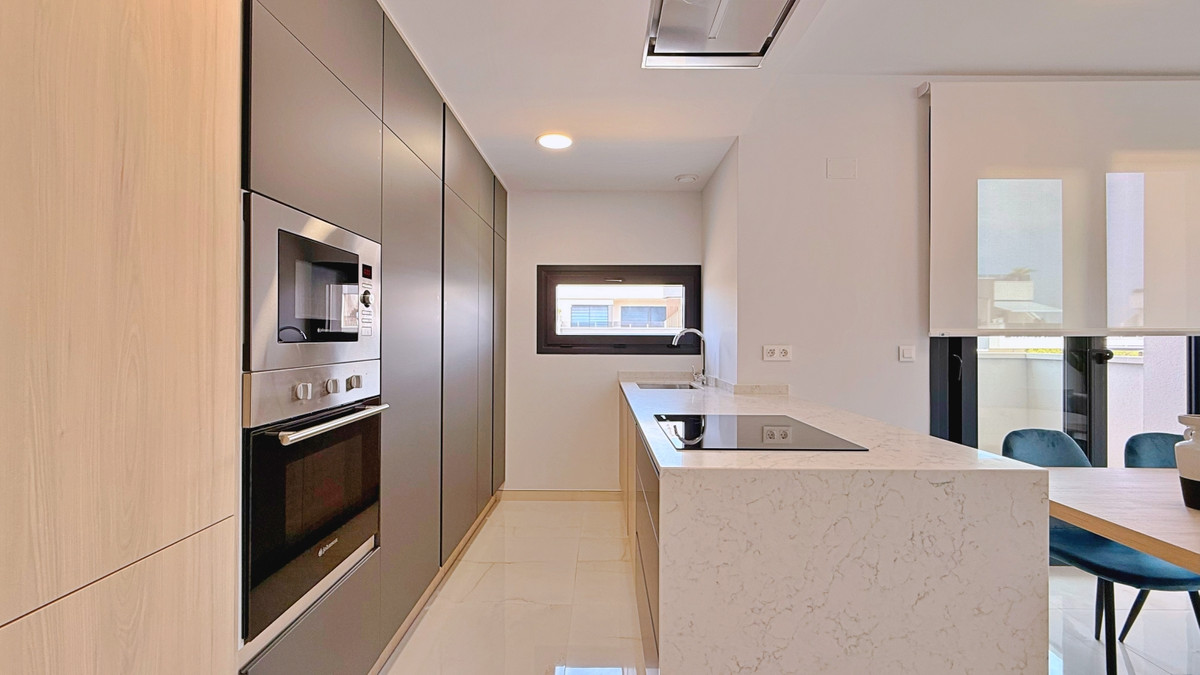 Se vende Apartamento Planta Media de 2 dormitorios en Costa Blanca, Alicante, España