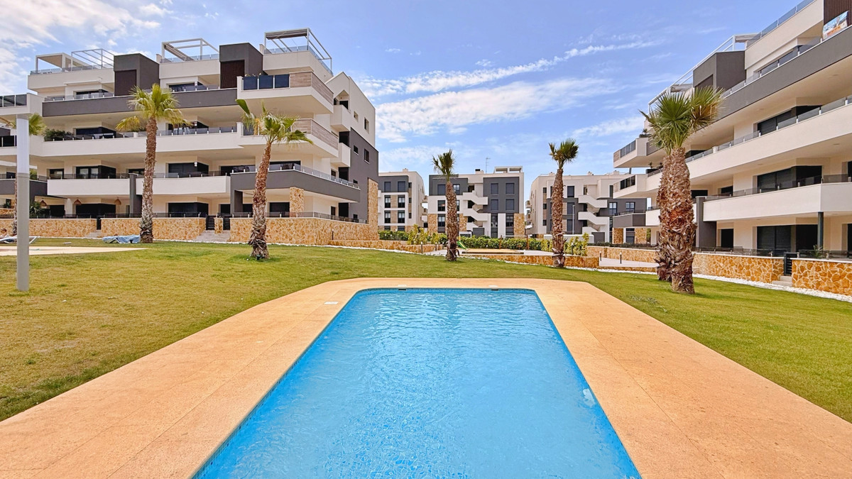 Se vende Apartamento Planta Media de 2 dormitorios en Costa Blanca, Alicante, España