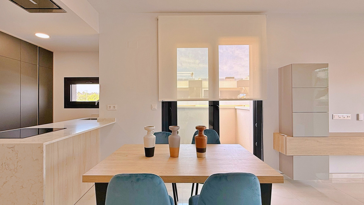Se vende Apartamento Planta Media de 2 dormitorios en Costa Blanca, Alicante, España