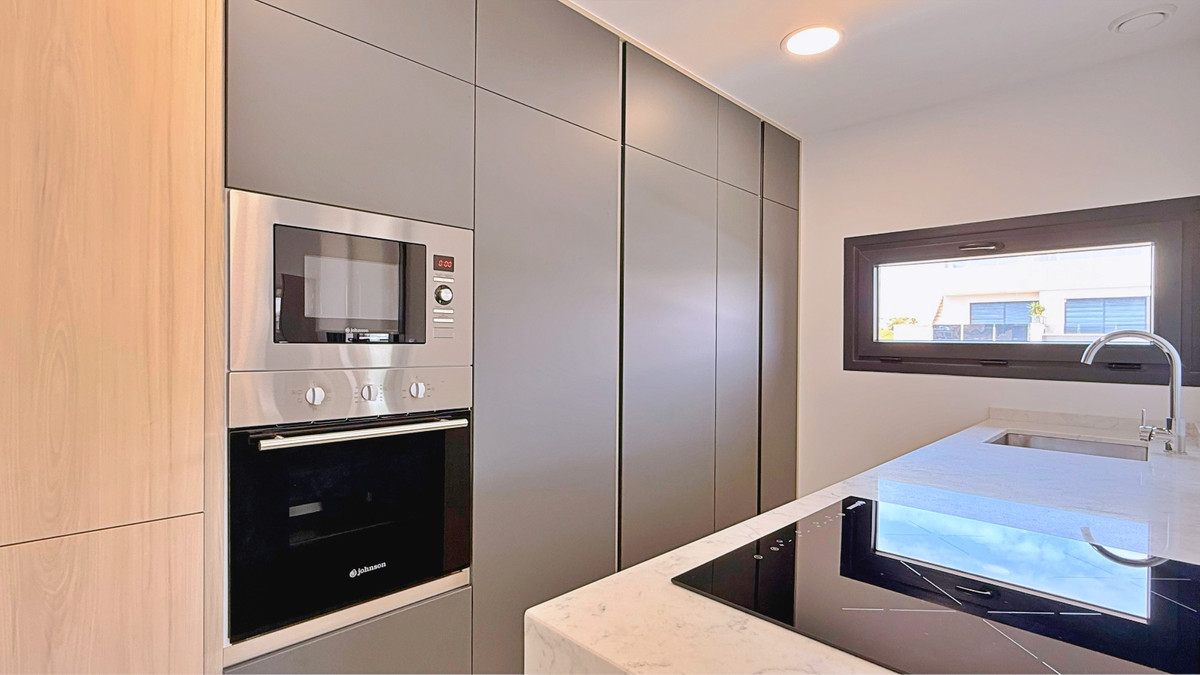 Se vende Apartamento Planta Media de 2 dormitorios en Costa Blanca, Alicante, España