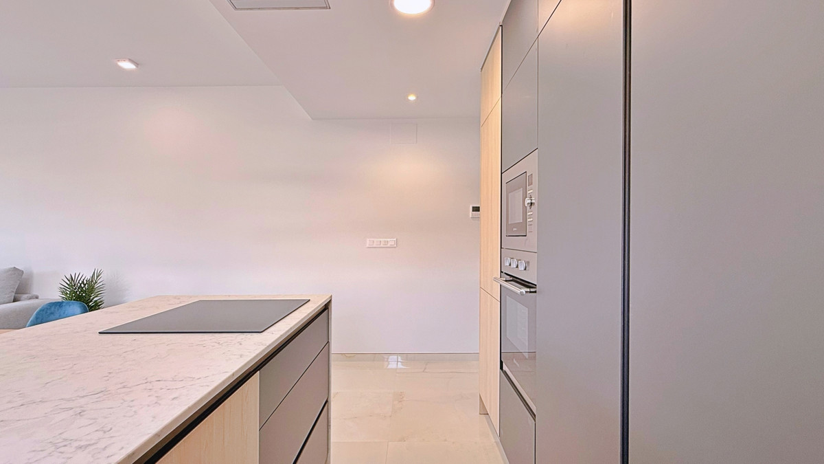 Se vende Apartamento Planta Media de 2 dormitorios en Costa Blanca, Alicante, España