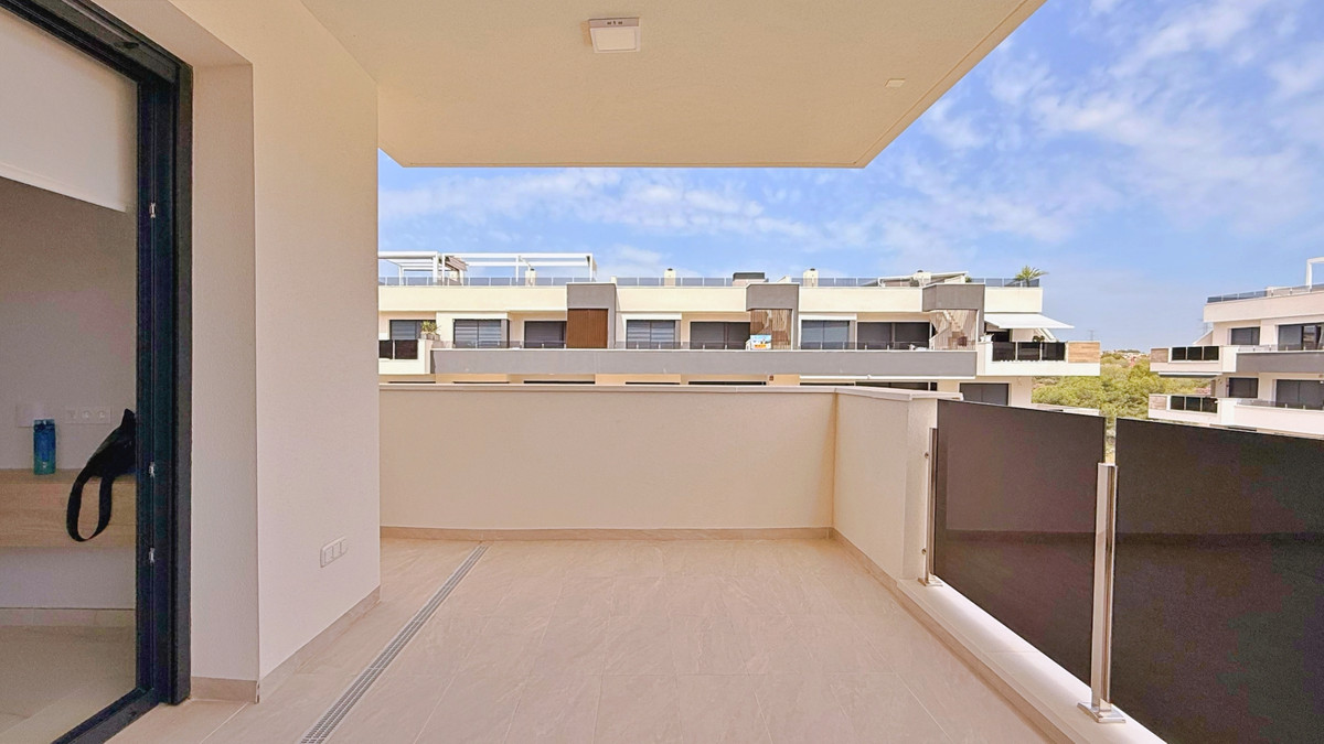 Se vende Apartamento Planta Media de 2 dormitorios en Costa Blanca, Alicante, España