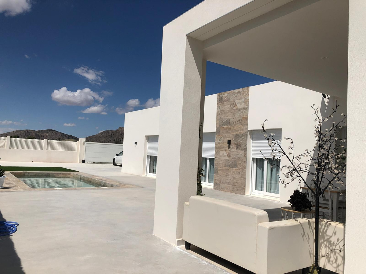 Se vende Villa - Chalet de 3 dormitorios en Costa Blanca, Alicante, España
