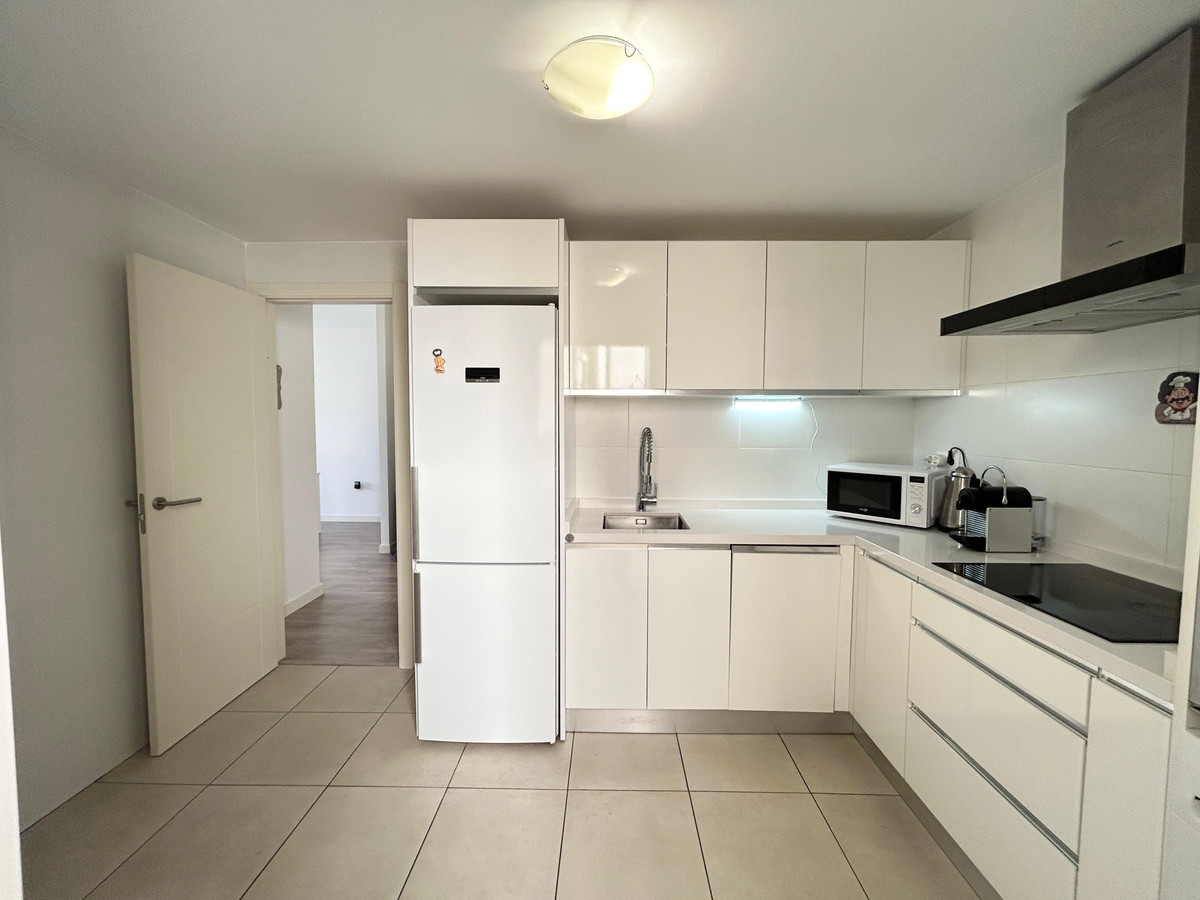 3 Bed Apartment for sale in Nueva Andalucía Costa Del Sol, Málaga, Spain