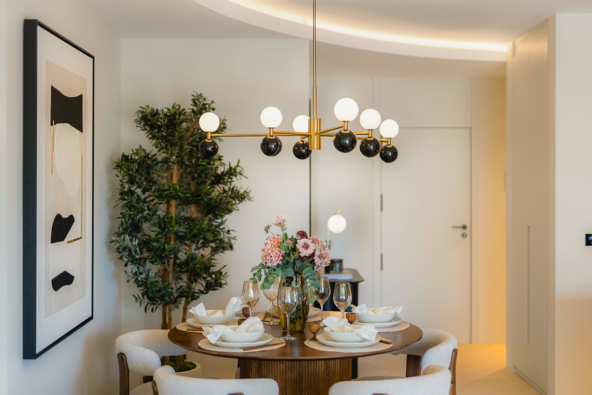 3 Bed Apartment for sale in The Golden Mile Costa Del Sol, Málaga, Spain
