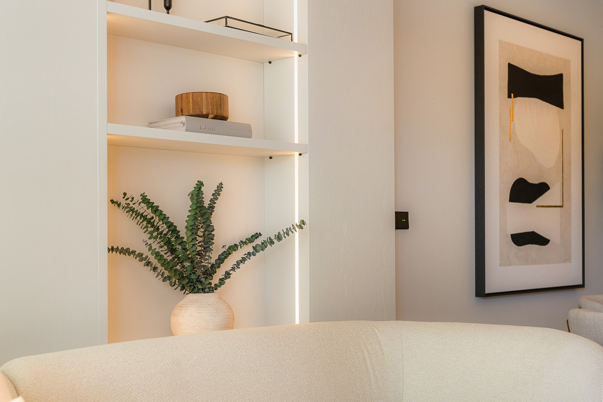 3 Bed Apartment for sale in The Golden Mile Costa Del Sol, Málaga, Spain