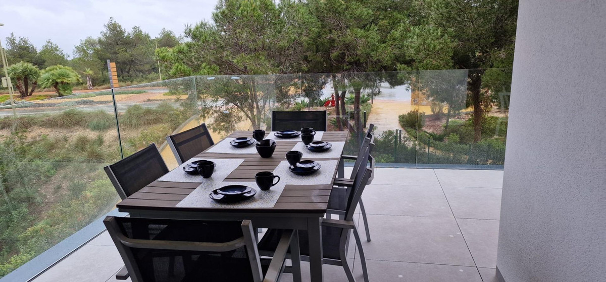 3 Bed Apartment for sale in Las Colinas Golf Costa Blanca, Alicante, Spain