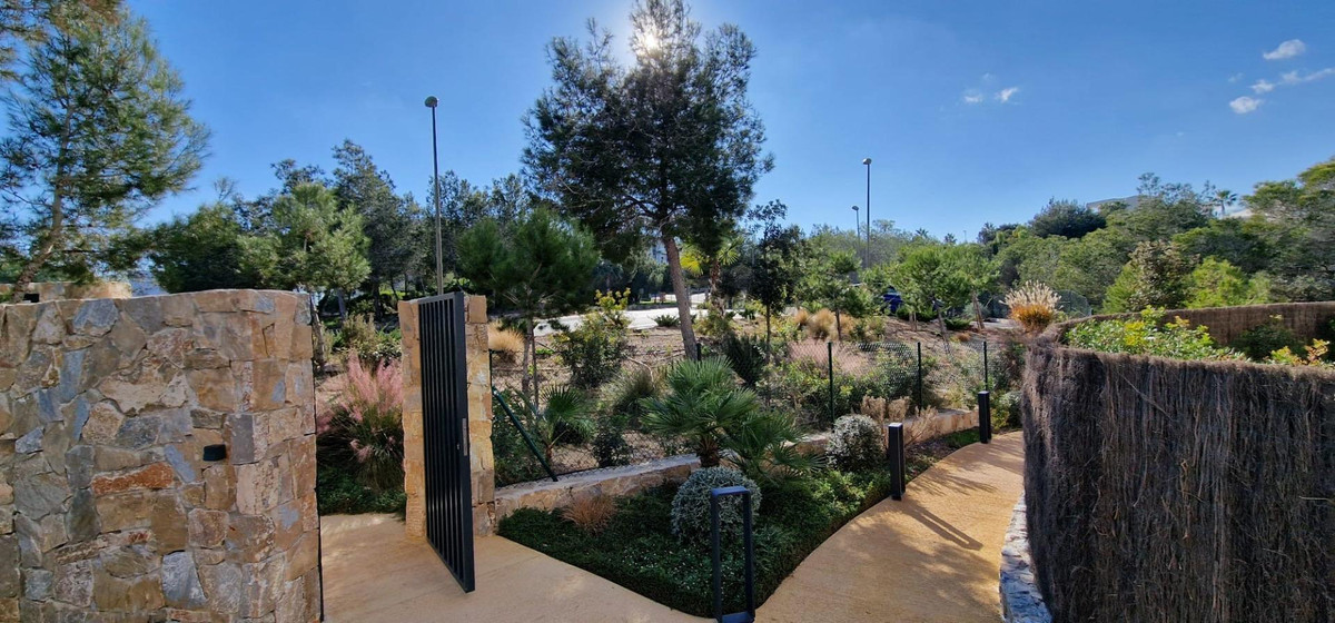 3 Bed Apartment for sale in Las Colinas Golf Costa Blanca, Alicante, Spain