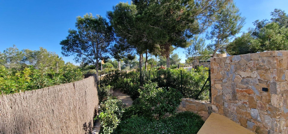 3 Bed Apartment for sale in Las Colinas Golf Costa Blanca, Alicante, Spain
