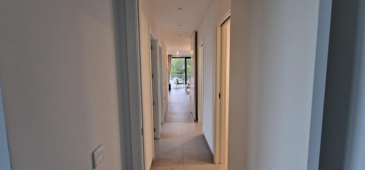 3 Bed Apartment for sale in Las Colinas Golf Costa Blanca, Alicante, Spain