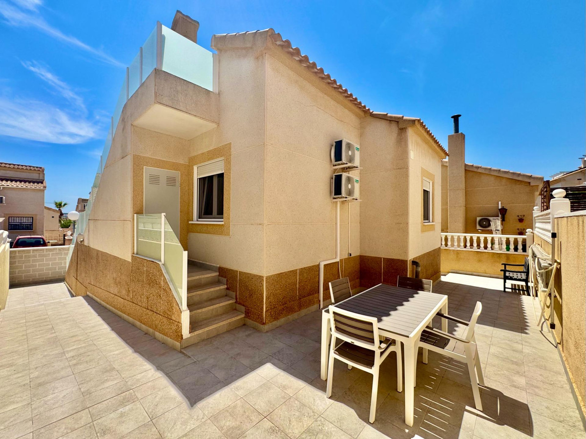 2 Bed Townhouse for sale in La Florida Costa Blanca, Alicante, Spain