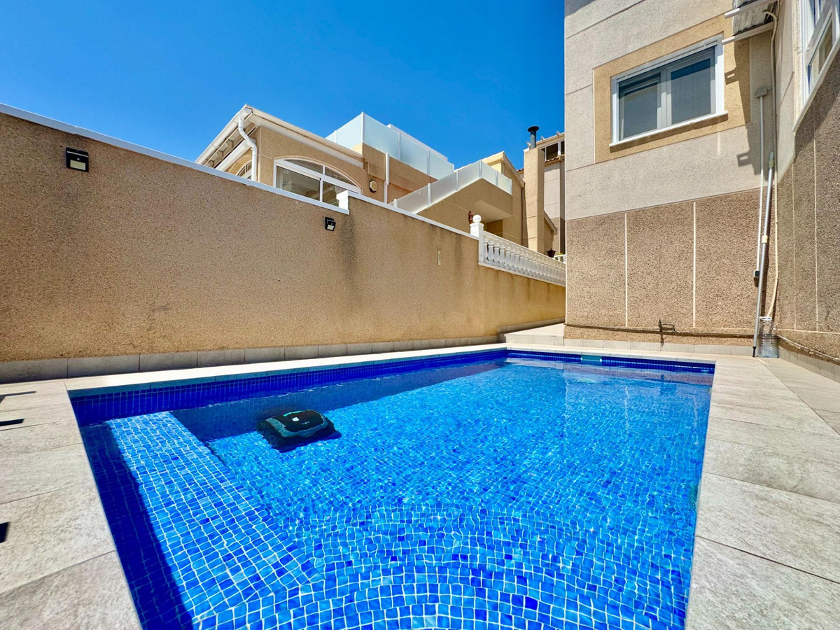 2 Bed Townhouse for sale in La Florida Costa Blanca, Alicante, Spain