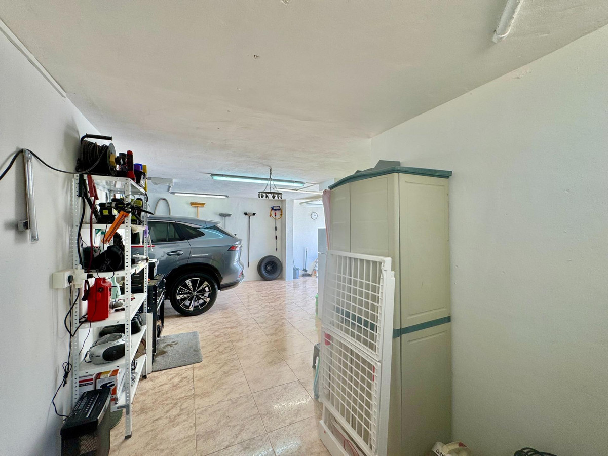 2 Bed Townhouse for sale in La Florida Costa Blanca, Alicante, Spain