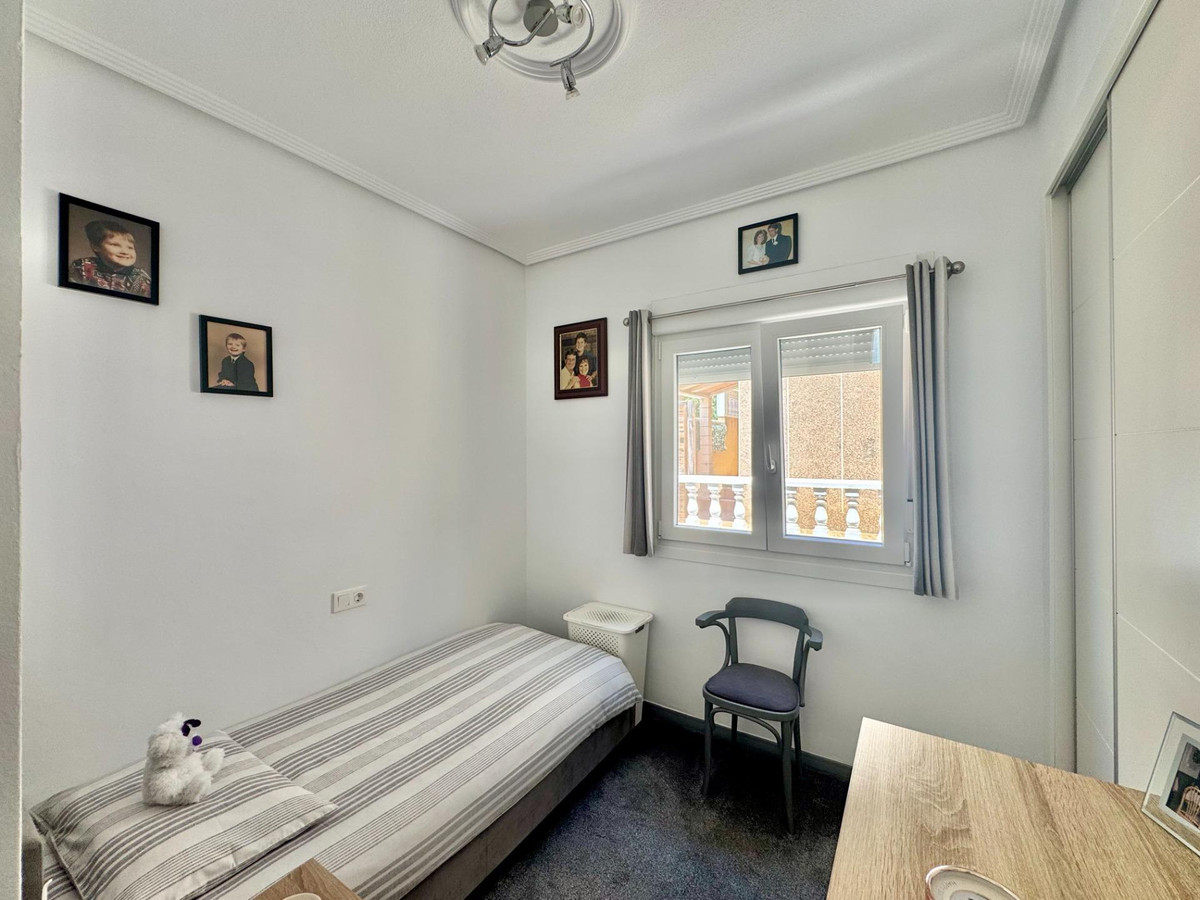 2 Bed Townhouse for sale in La Florida Costa Blanca, Alicante, Spain