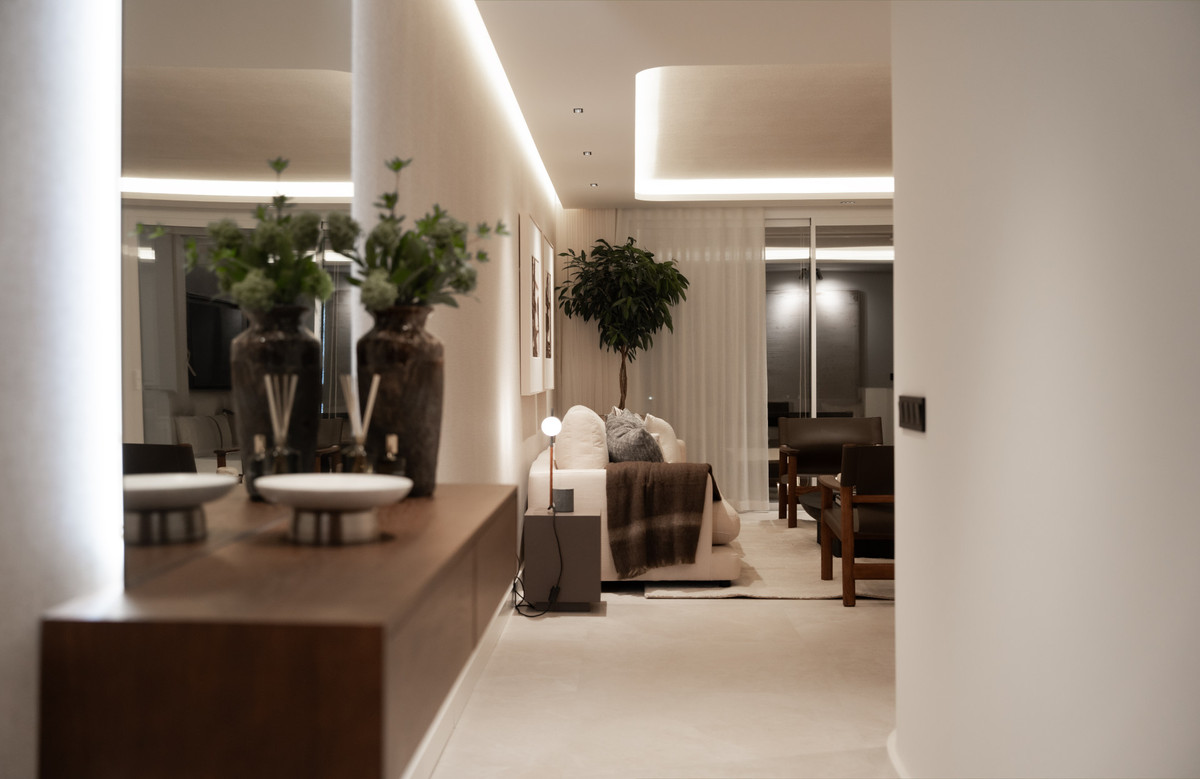 3 Bed Apartment for sale in Benahavís Costa Del Sol, Málaga, Spain