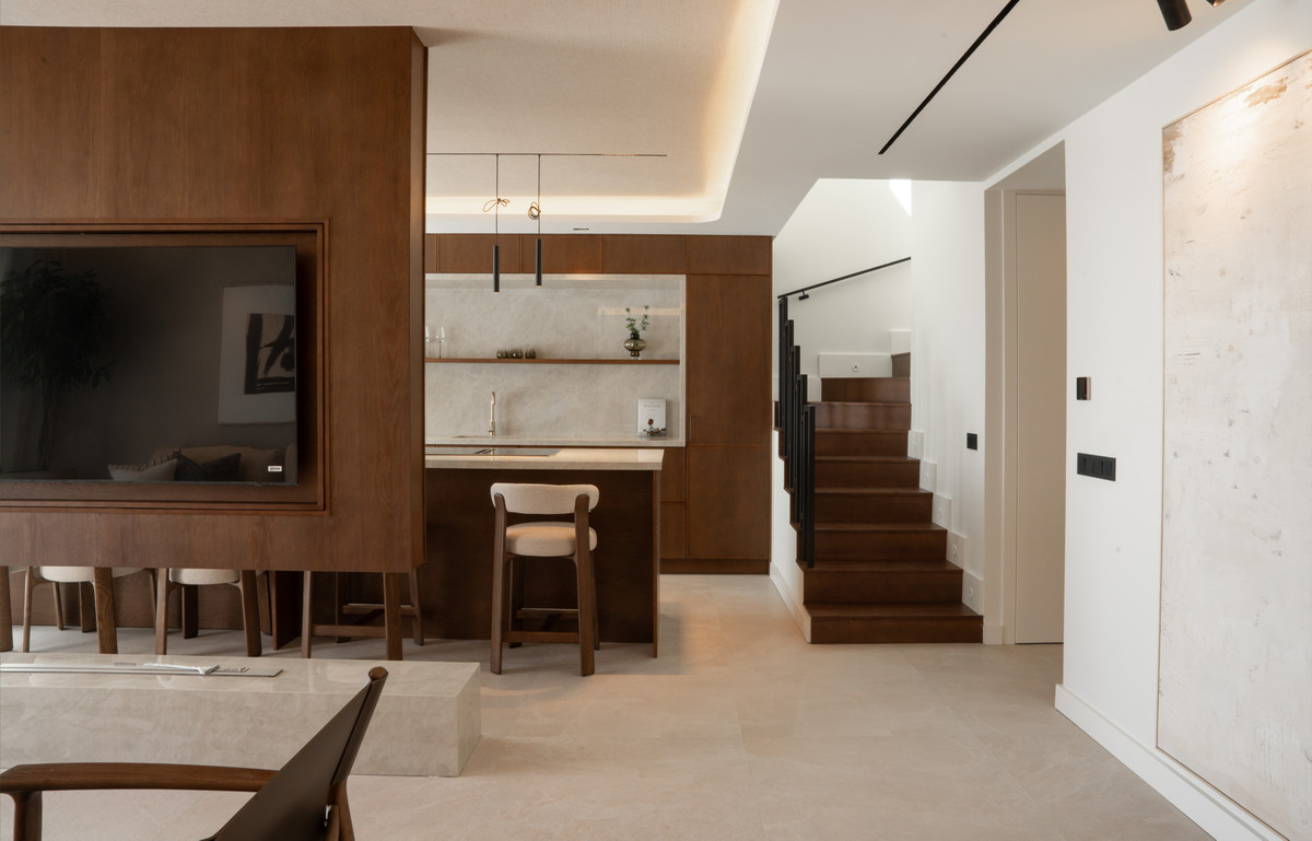 3 Bed Apartment for sale in Benahavís Costa Del Sol, Málaga, Spain
