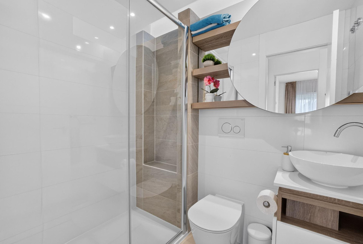 2 Bed Apartment for sale in Rojales Costa Blanca, Alicante, Spain