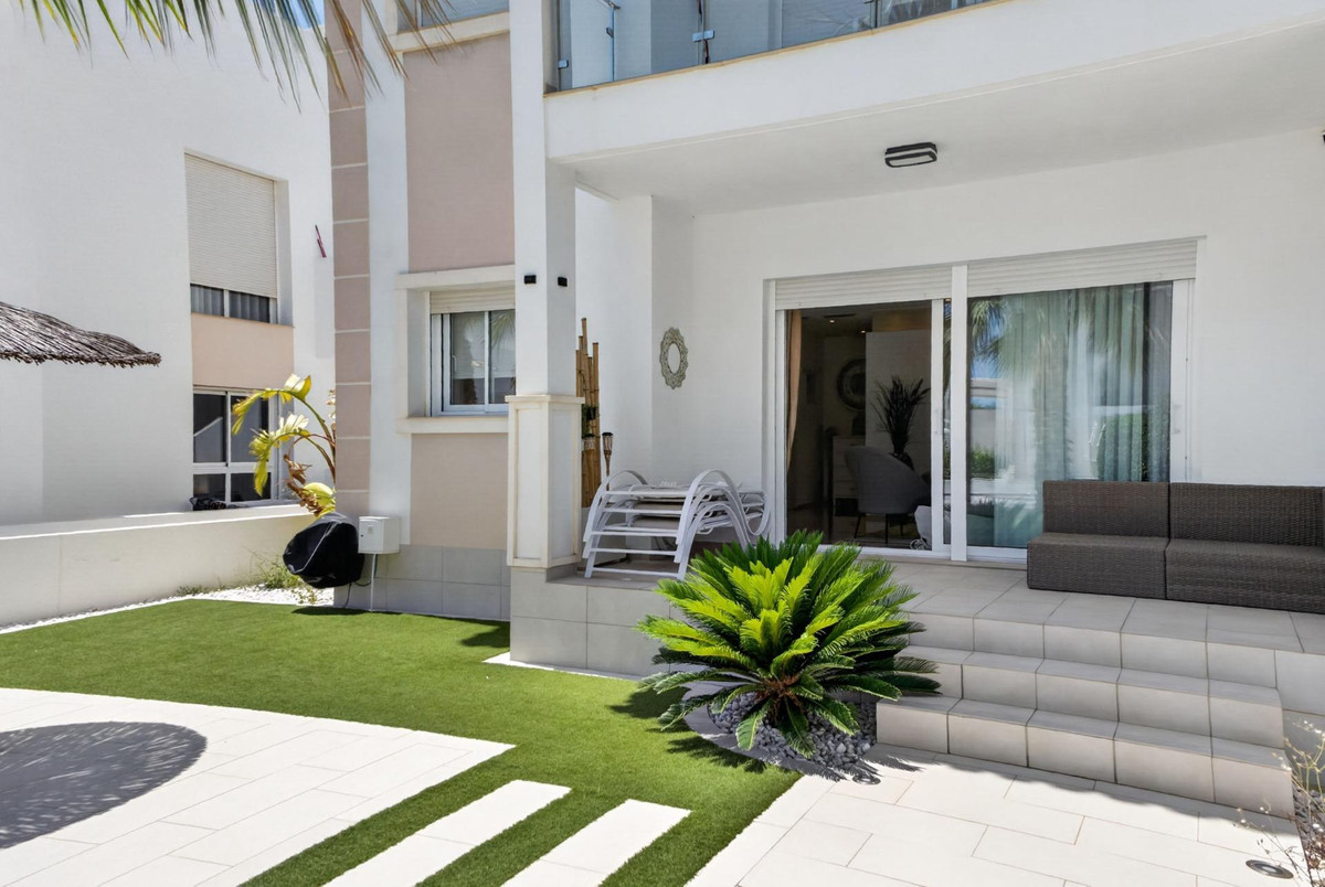 2 Bed Apartment for sale in Rojales Costa Blanca, Alicante, Spain