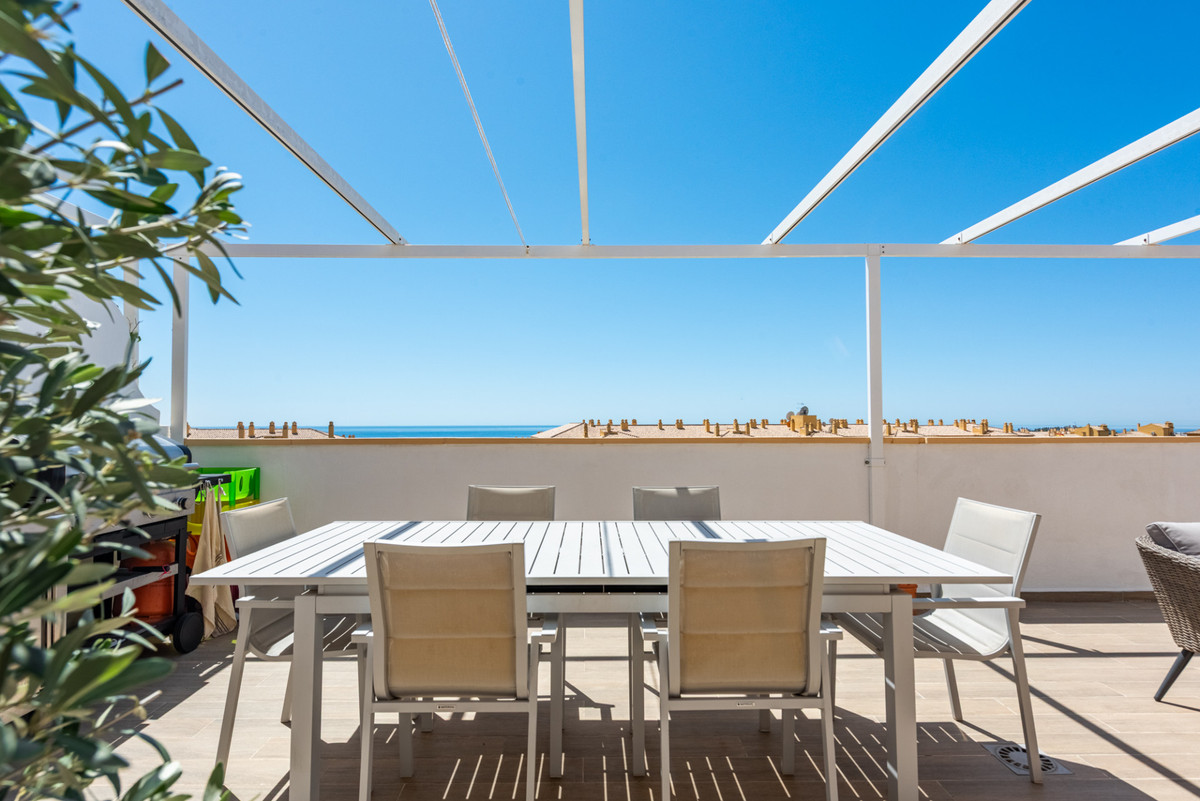 2 Bed Apartment for sale in San Pedro De Alcántara Costa Del Sol, Málaga, Spain