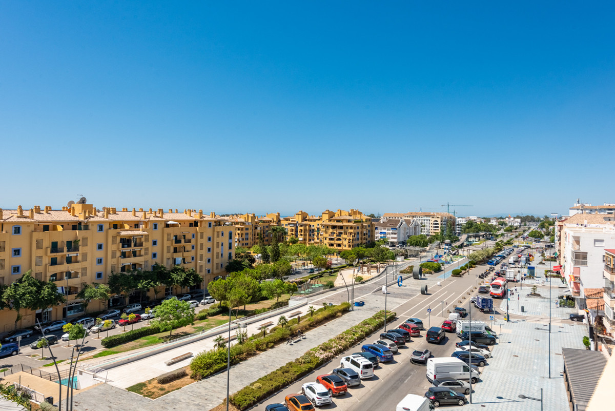 2 Bed Apartment for sale in San Pedro De Alcántara Costa Del Sol, Málaga, Spain