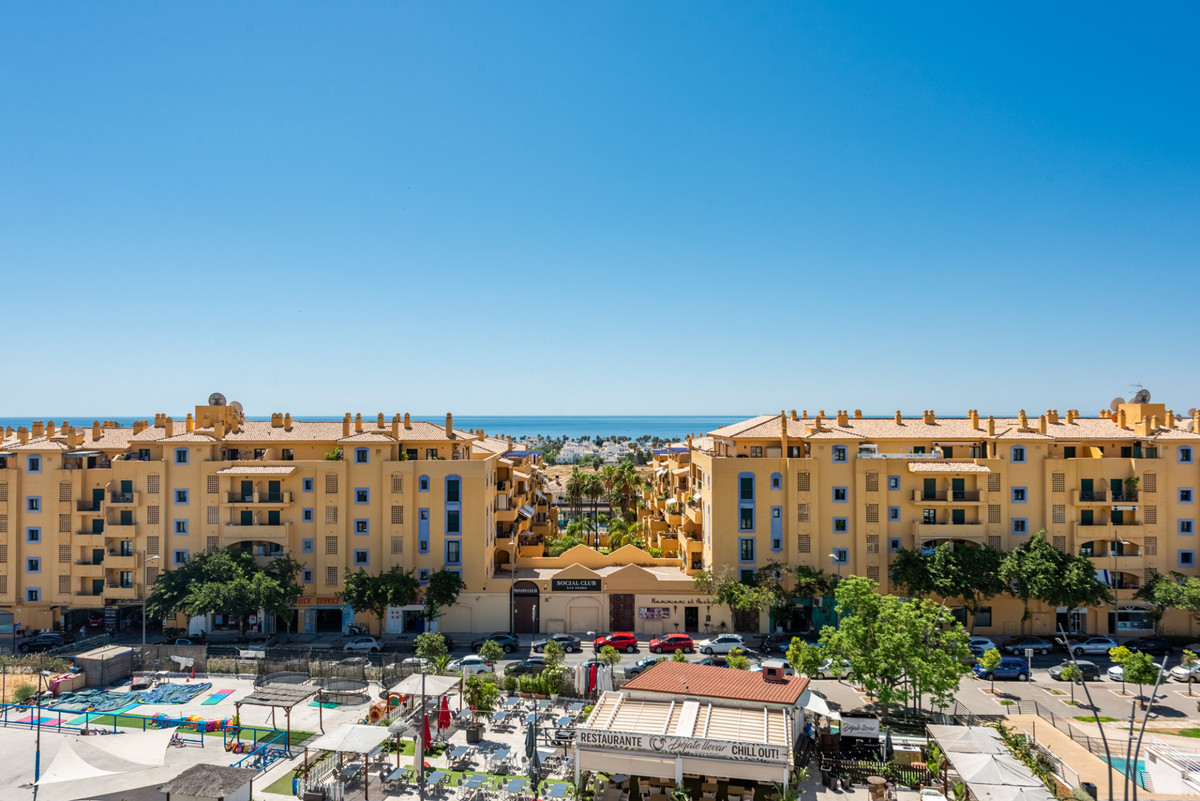2 Bed Apartment for sale in San Pedro De Alcántara Costa Del Sol, Málaga, Spain