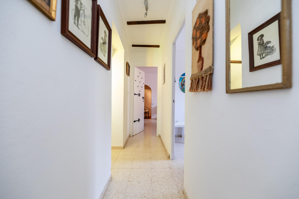 5 Bed Townhouse for sale in Cuevas De San Marcos Costa Del Sol, Málaga, Spain