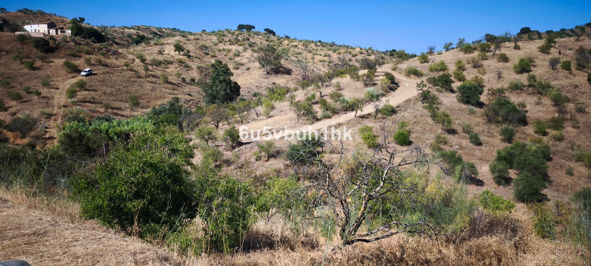 Plots for sale in Pizarra Costa Del Sol, Málaga, Spain