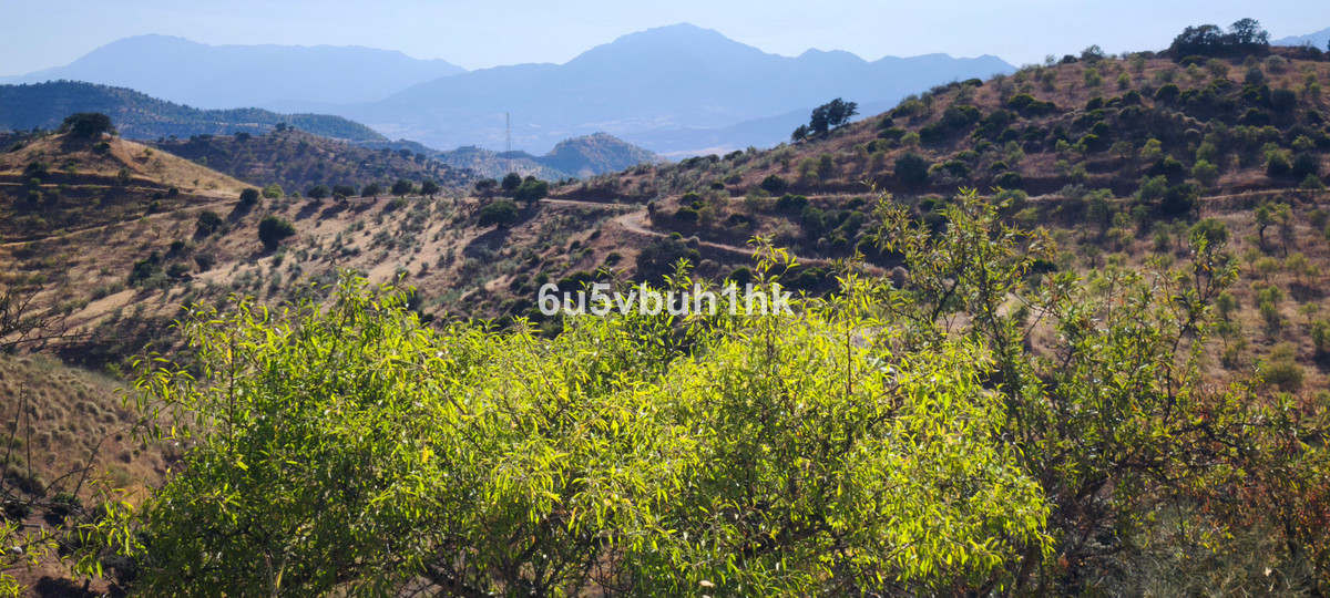 Plots for sale in Pizarra Costa Del Sol, Málaga, Spain