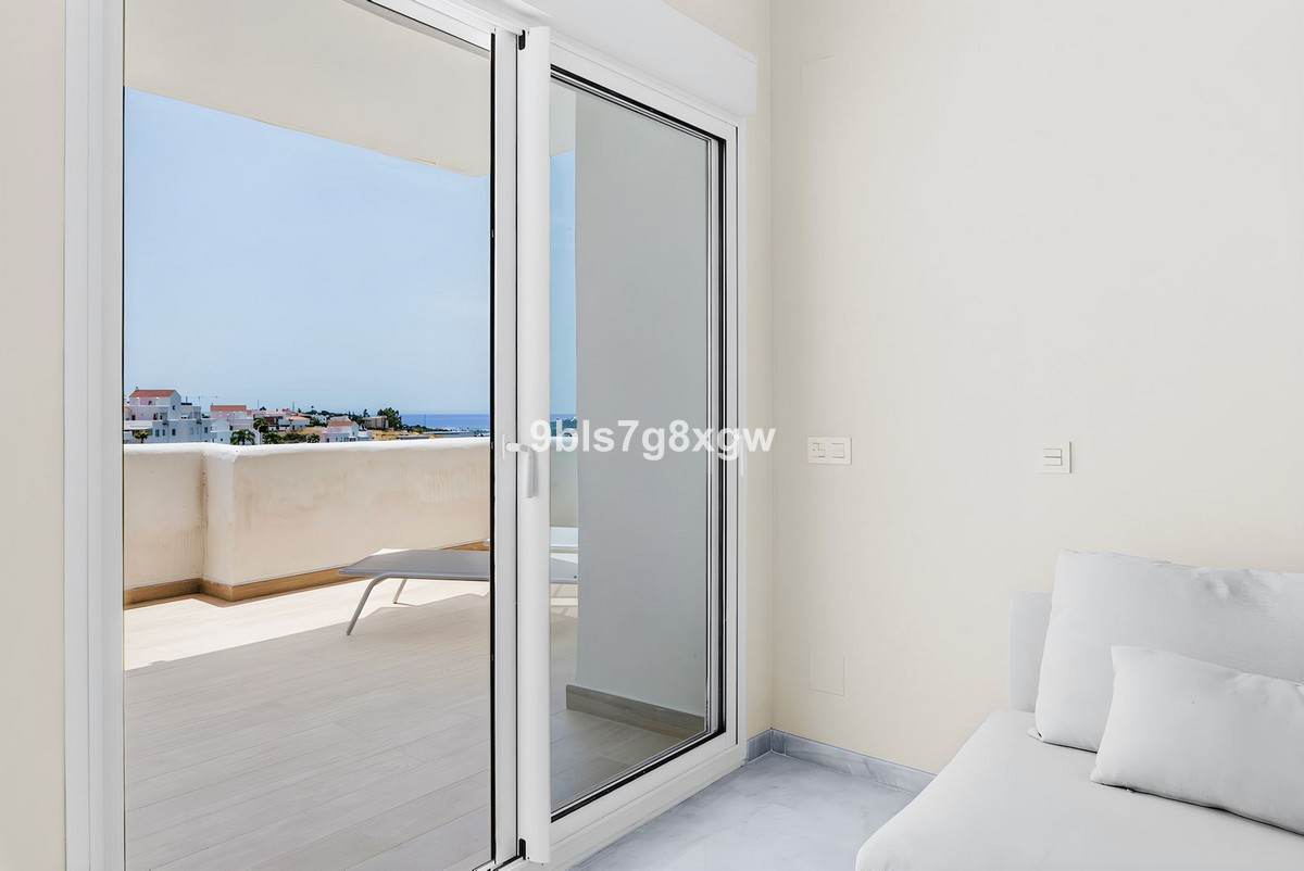2 Bed Apartment for sale in Estepona Costa Del Sol, Málaga, Spain