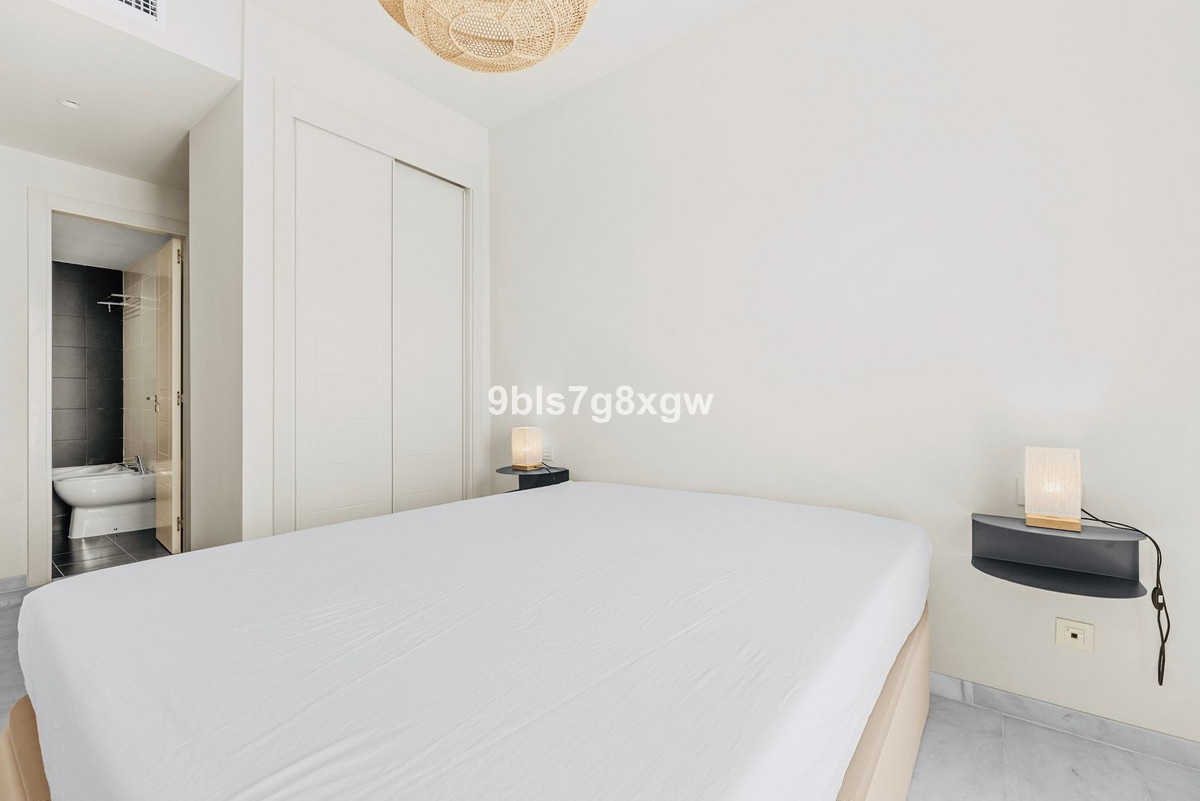 2 Bed Apartment for sale in Estepona Costa Del Sol, Málaga, Spain