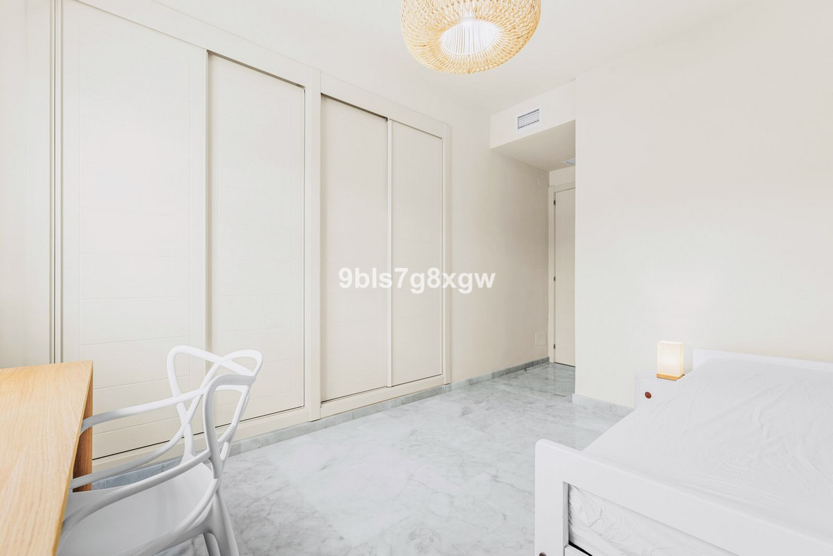 2 Bed Apartment for sale in Estepona Costa Del Sol, Málaga, Spain