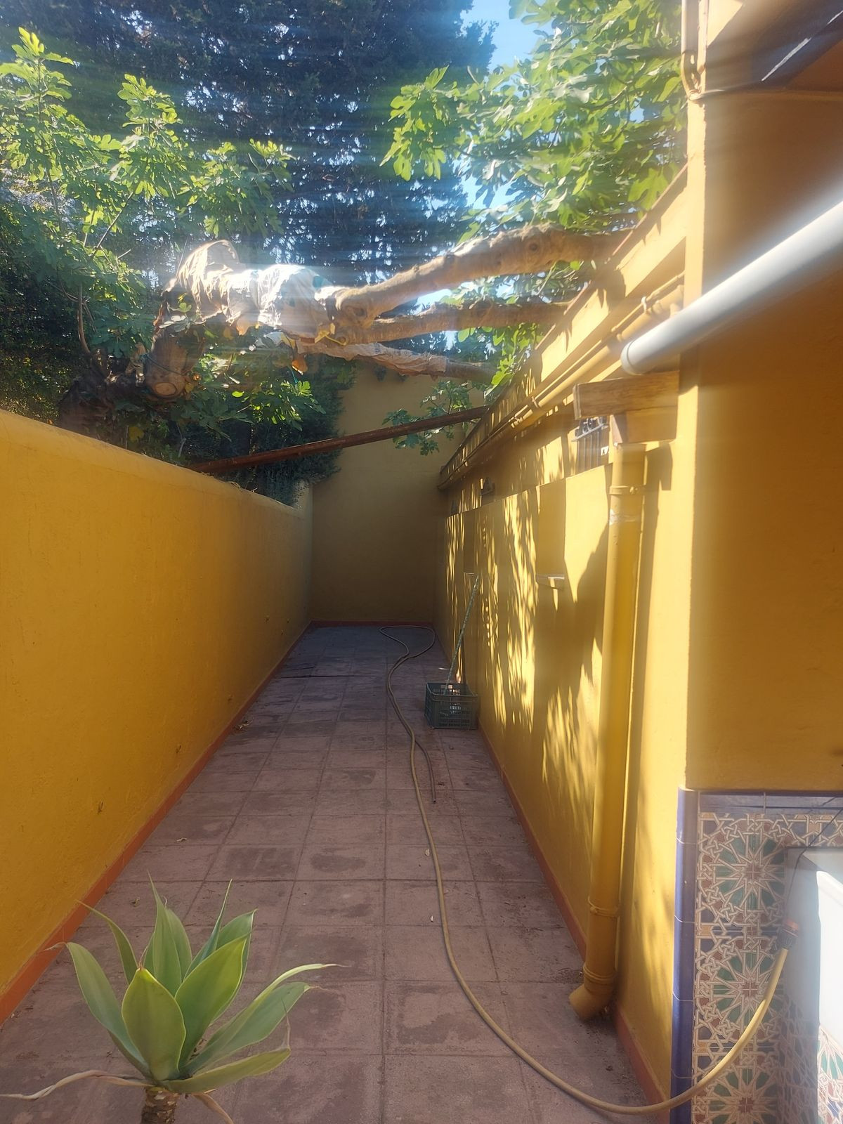 3 Bed Townhouse for sale in San Enrique Costa Del Sol, Cádiz, Spain