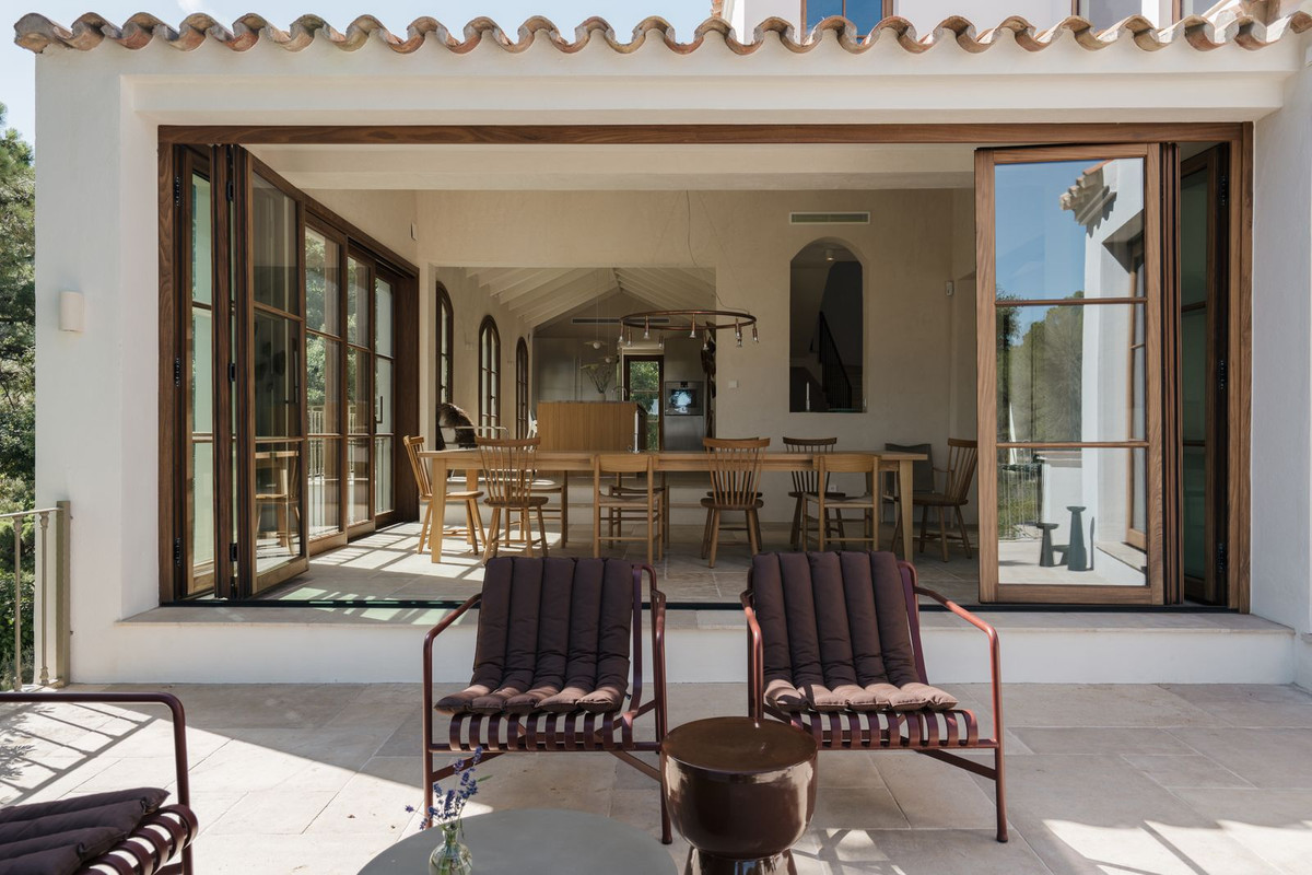 4 Bed Townhouse for sale in El Madroñal Costa Del Sol, Málaga, Spain
