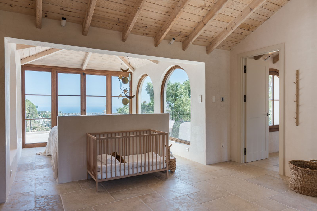 4 Bed Townhouse for sale in El Madroñal Costa Del Sol, Málaga, Spain