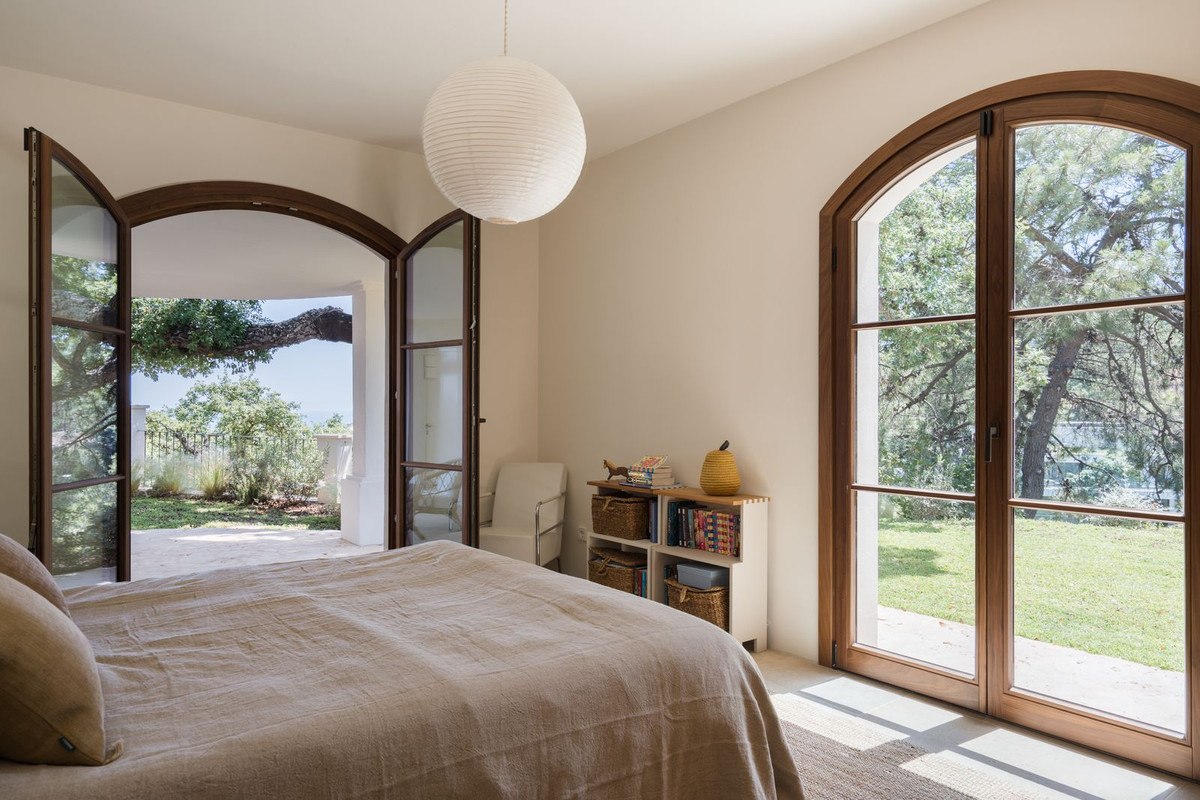 4 Bed Townhouse for sale in El Madroñal Costa Del Sol, Málaga, Spain