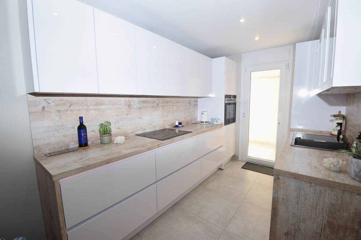 4 Bed Townhouse for sale in La Cala De Mijas Costa Del Sol, Málaga, Spain