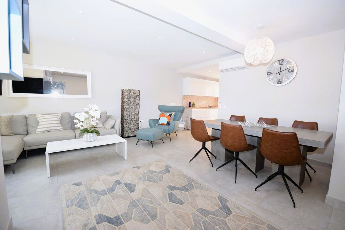 4 Bed Townhouse for sale in La Cala De Mijas Costa Del Sol, Málaga, Spain