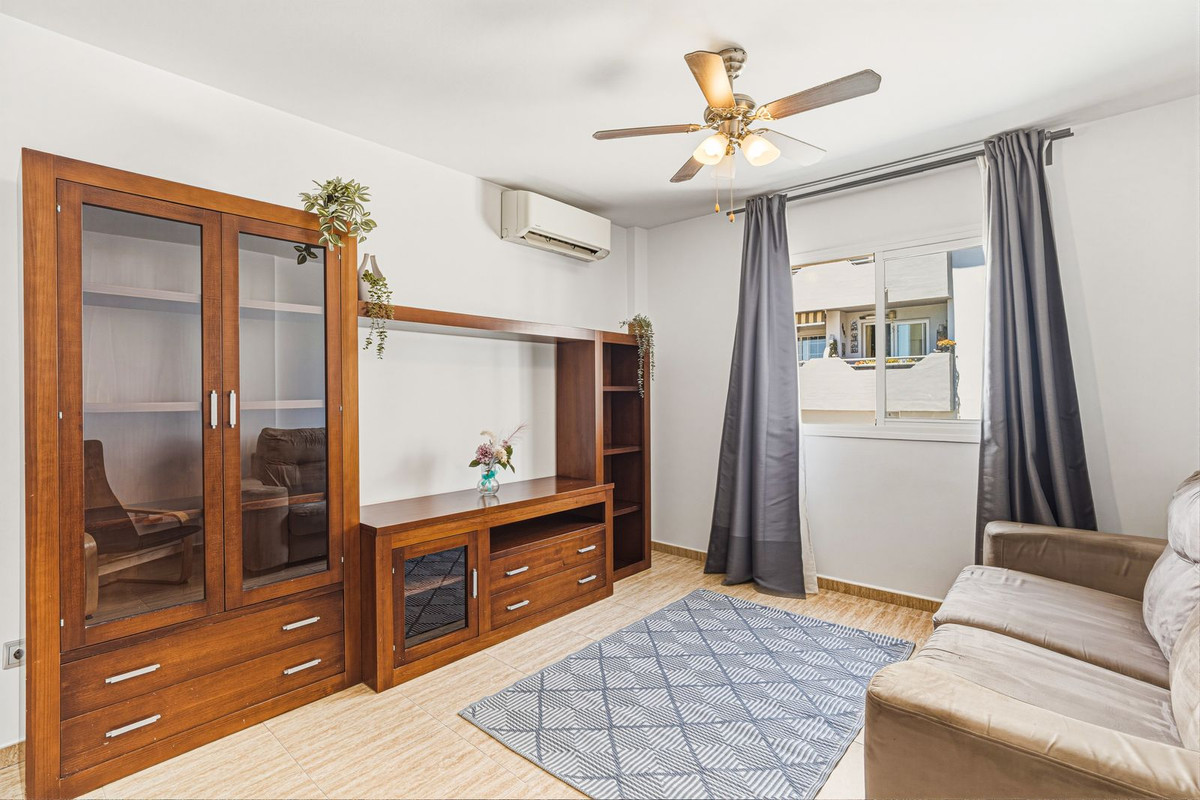 2 Bed Apartment for sale in Las Lagunas Costa Del Sol, Málaga, Spain