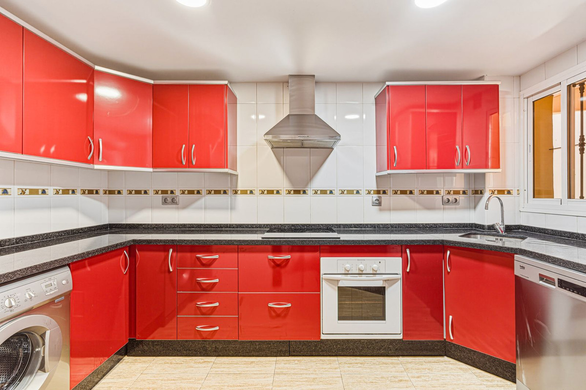 2 Bed Apartment for sale in Las Lagunas Costa Del Sol, Málaga, Spain