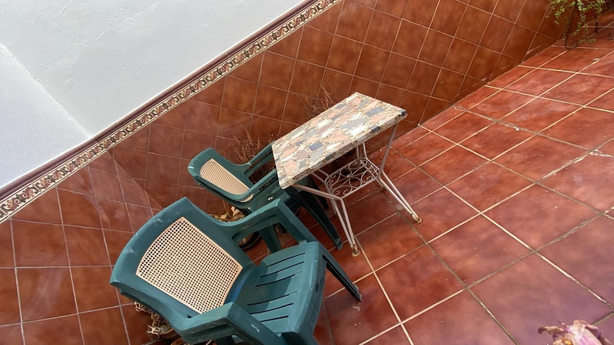 3 Bed Apartment for sale in Ronda Costa Del Sol, Málaga, Spain