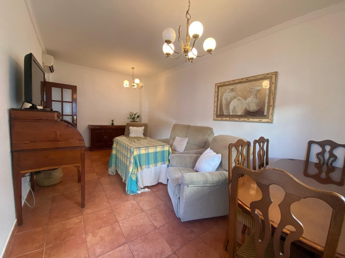 3 Bed Apartment for sale in Ronda Costa Del Sol, Málaga, Spain
