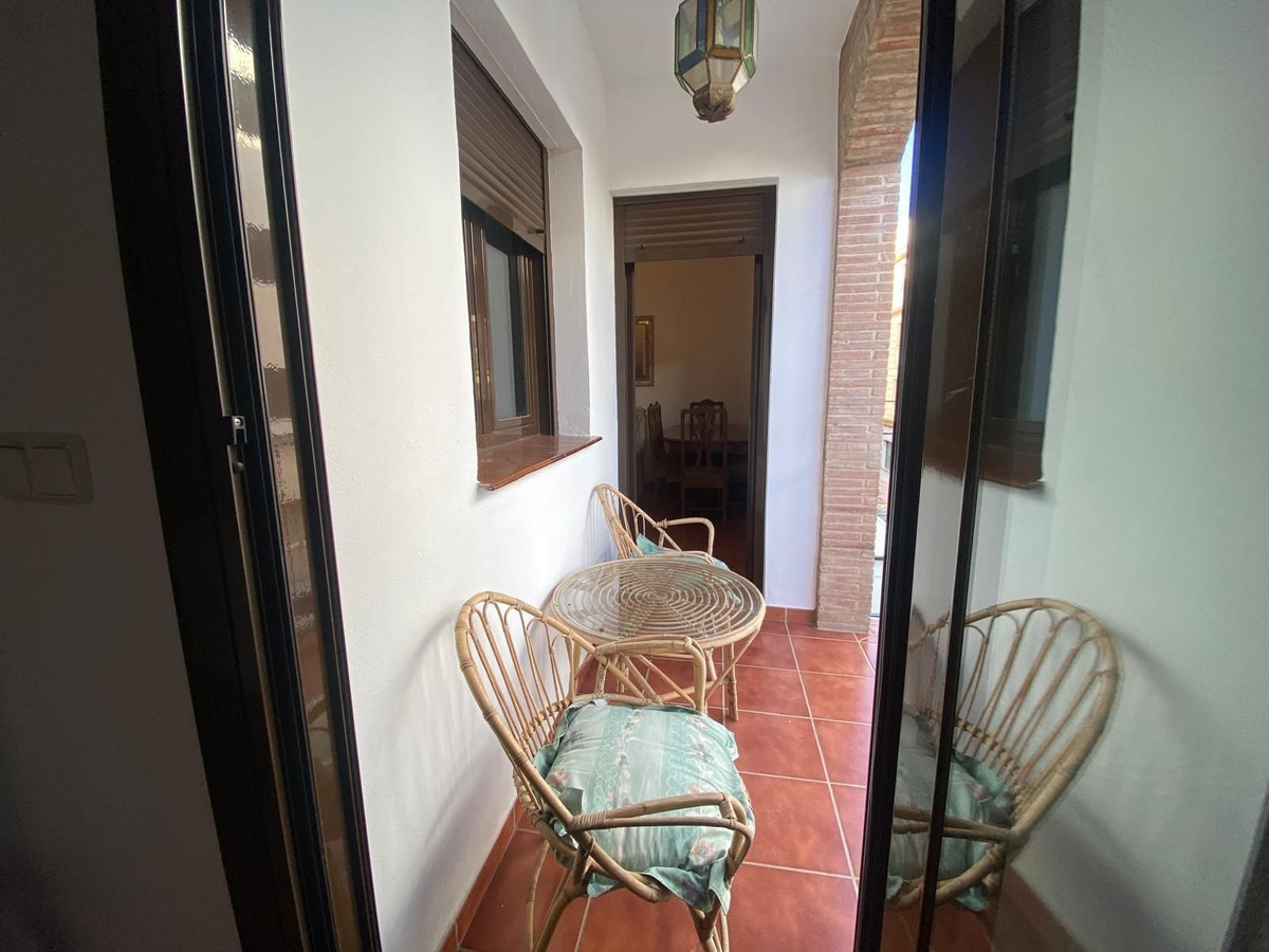 3 Bed Apartment for sale in Ronda Costa Del Sol, Málaga, Spain