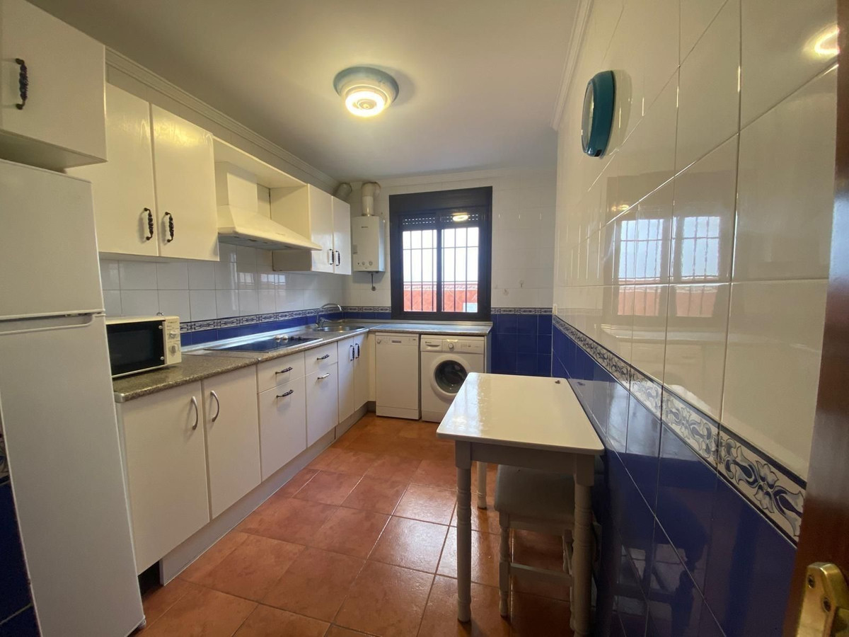 3 Bed Apartment for sale in Ronda Costa Del Sol, Málaga, Spain