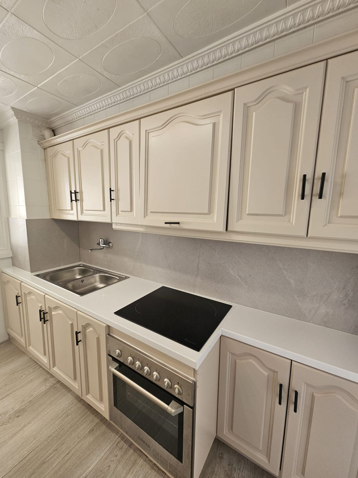 3 Bed Apartment for sale in Estepona Costa Del Sol, Málaga, Spain