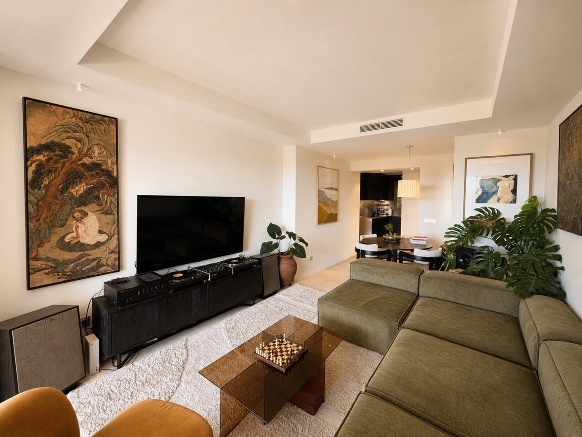 2 Bed Apartment for sale in La Quinta Costa Del Sol, Málaga, Spain